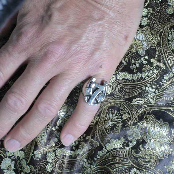 Dice horseshoe lucky 7 Ring — Aileyan